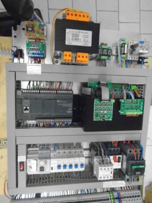 411 Υδραυλικός τρίγωνος